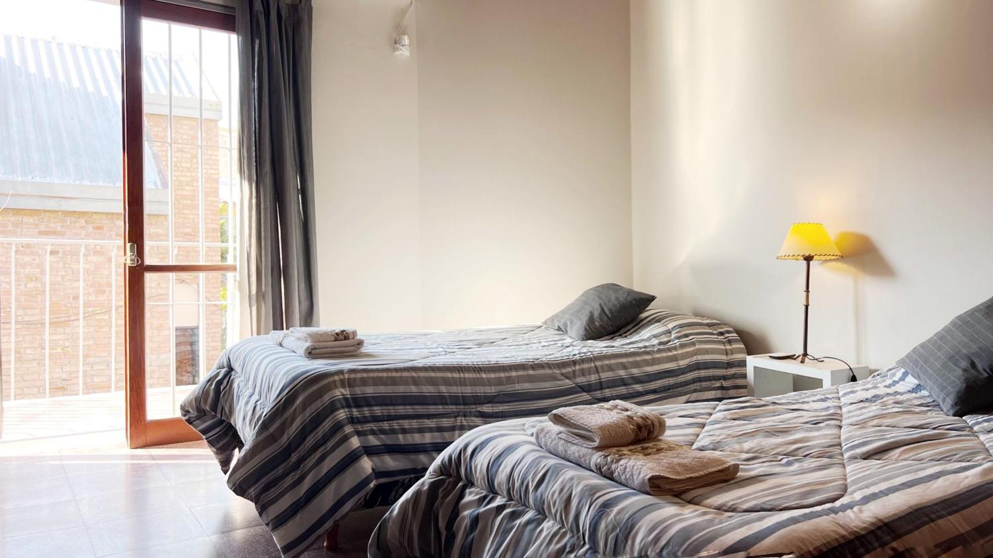 Duplex Mendoza Con Chochera Techada Екстер'єр фото